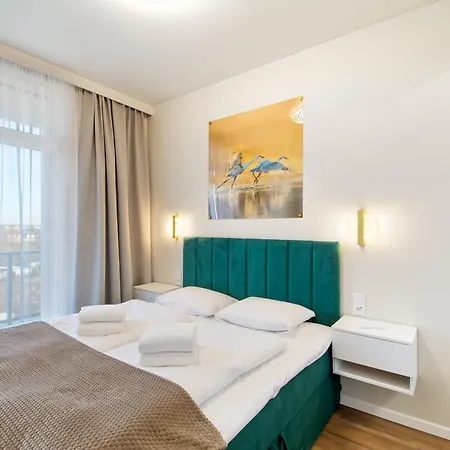 Emerald Gold Przy Plazy - Darmowy Parking By J-ewels Apartamento Sianożęty